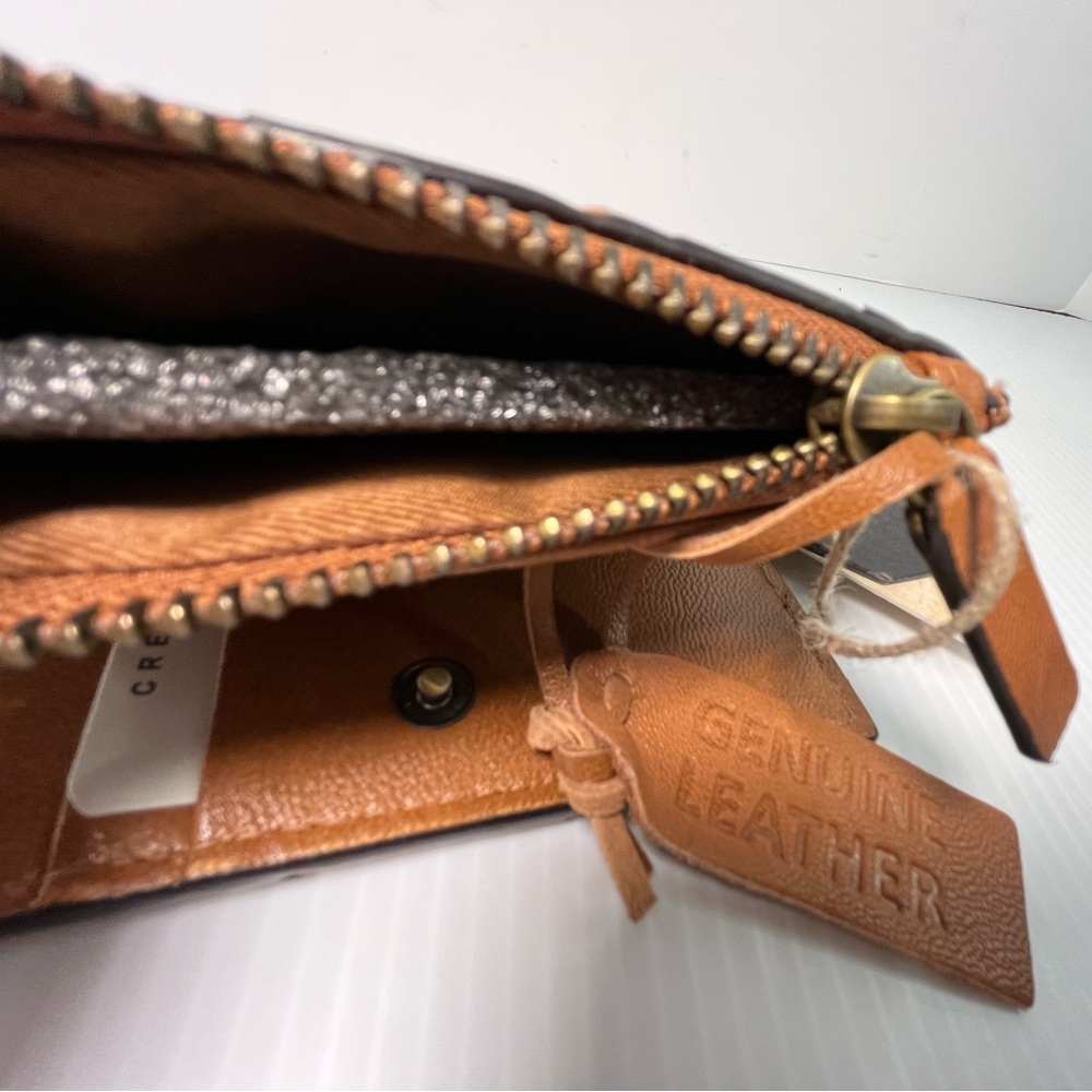 Genuine Leather Handcrafted Bifold Small Wallet w/Woven Leather Exterior - Picture 10 of 13